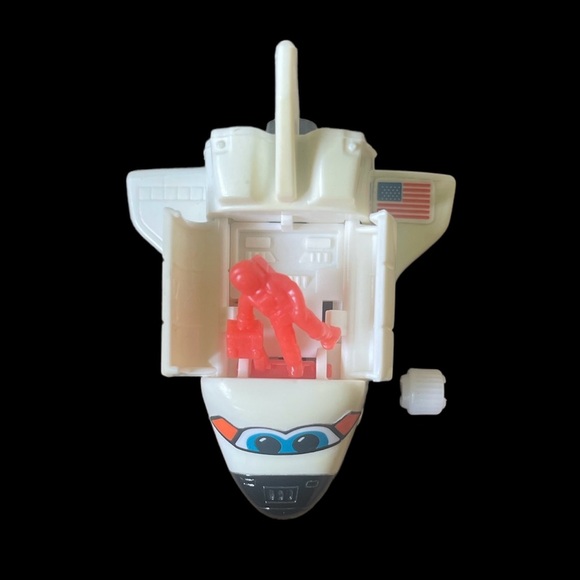 Tomy SPACE SHUTTLE Pop-Up Astronaut Vintage 2 1/4” Toy Wind-Up - Picture 3 of 4